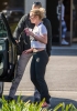 Britney_Spears_-_booty_in_tights_leaving_a_Gym_in_Thousand_Oaks_January_8-2015_003.jpg