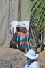 Britney_Spears_-_wearing_a_bikini_at_a_pool_in_Hawaii_011.jpg