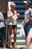 Britney_Spears_Eating_a_Snow_Cone_in_Lahaina_August_30_2010_05.jpg