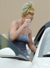 Britney_Spears_leaving_a_Gym_in_Calabasas_-_September_12_2015_10.jpg