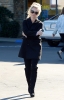 britney-spears-out-shopping-in-calabasas-12-17-2015_8.jpg