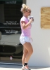 July_31_-_Britney_At_Hoot_N__Anny_Furniture_Store-02.jpg