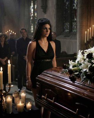 Kliko për të parë imezhin me permasa të plota